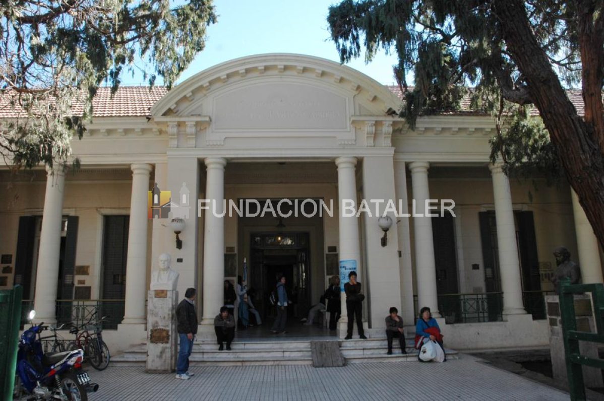 Festejos en el Colegio Nacional por sus 150 años