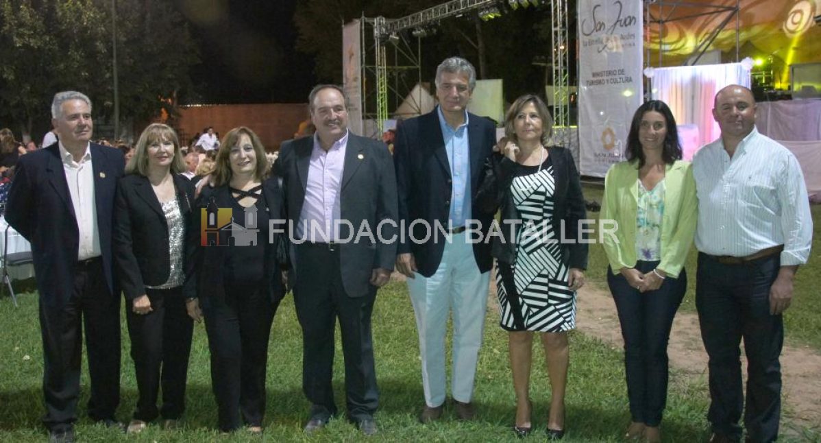 Miles de personas vivieron las Fallas Valencianas